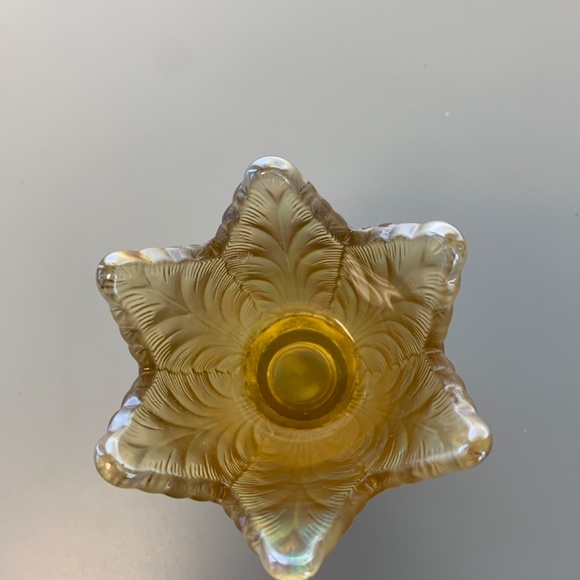 Fenton tulip candle holder set of 2 - Picture 5 of 6